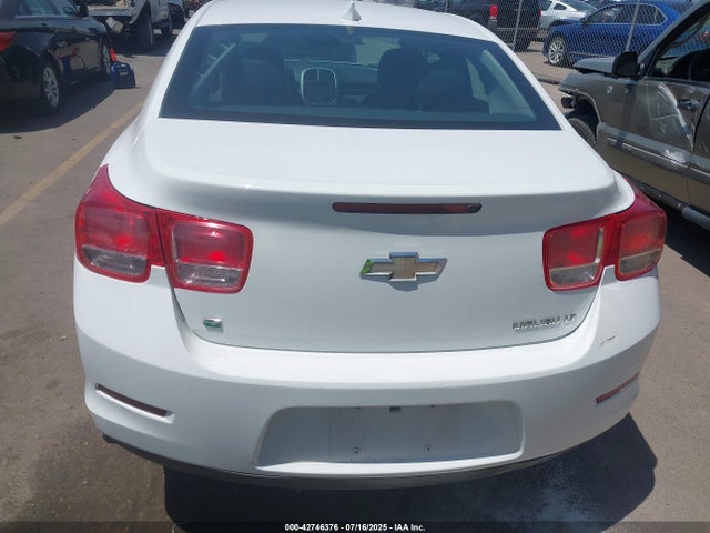 Chevrolet lkw 2015 1G11C5SL6FF117483 Image 16