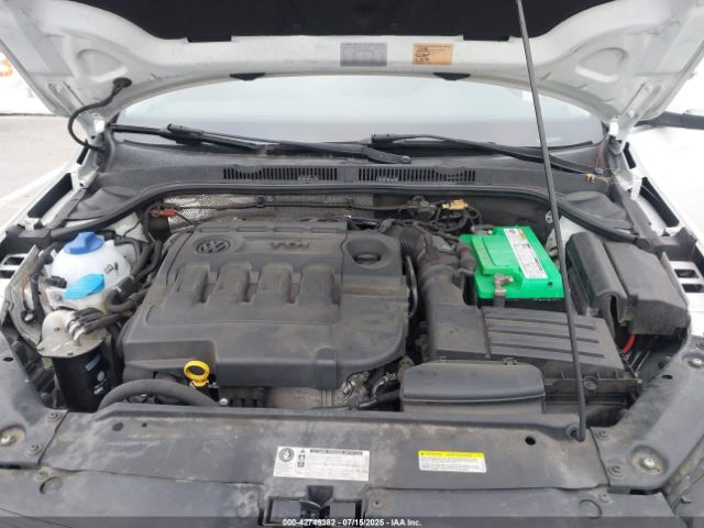 2015 VOLKSWAGEN JETTA 3VWLA7AJ5FM234051 Photo 9