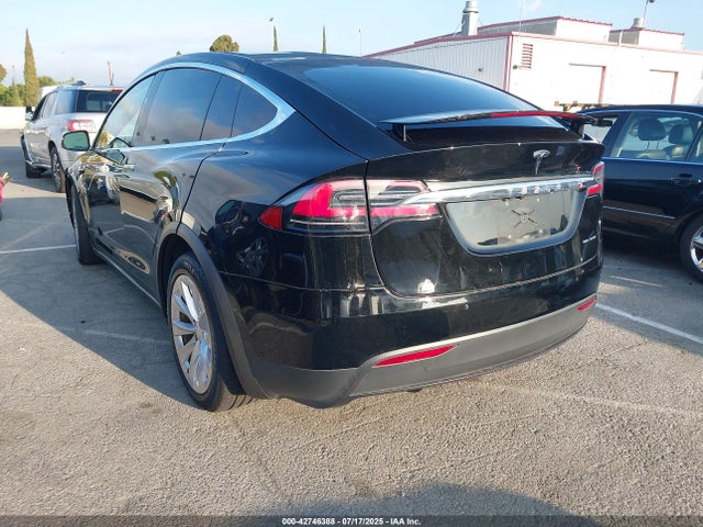 Tesla MODEL X 2020 5YJXCBE21LF283025 Image 3