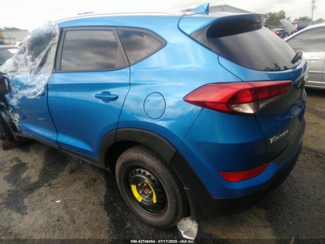 2018 HYUNDAI TUCSON KM8J33A45JU696343 Photo 2