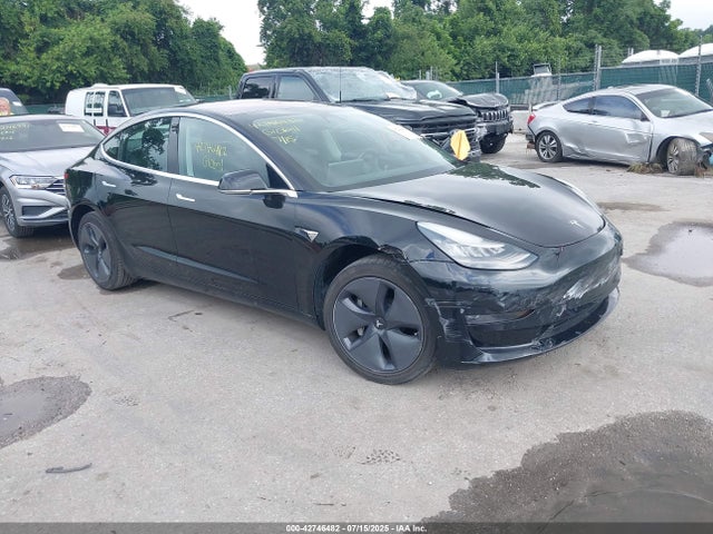 2018 TESLA MODEL 3 5YJ3E1EA1JF157058 Photo 0