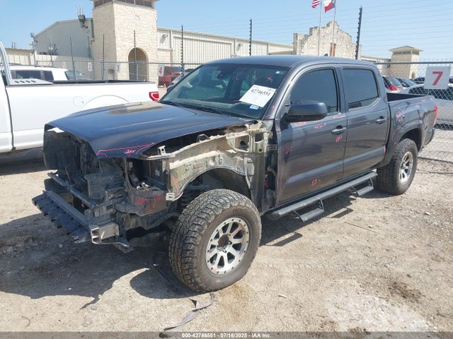 5TFAX5GN4JX118687 Toyota 2tr-fe