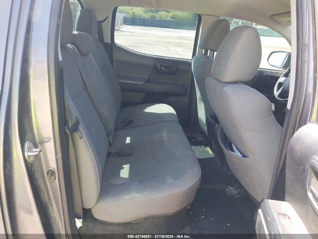 5TFAX5GN4JX118687 Toyota 2tr-fe