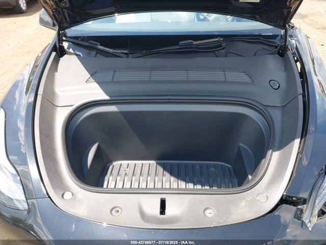 2024 TESLA MODEL Y 7SAYGDEE7RA220292 Photo 9
