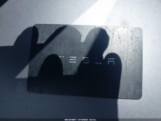 2024 TESLA MODEL Y 7SAYGDEE7RA220292 Photo 10