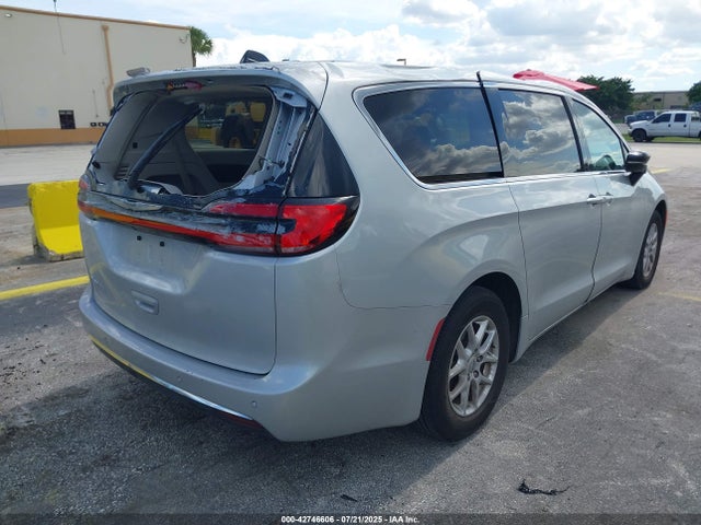Продаж на аукціоні авто 2024 Chrysler Pacifica Touring L, vin: 2C4RC1BGXRR123323, номер лоту: 42746606