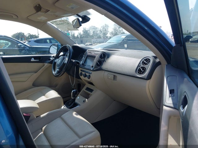 WVGAV7AX4HK032083 Volkswagen 2.0 tsi