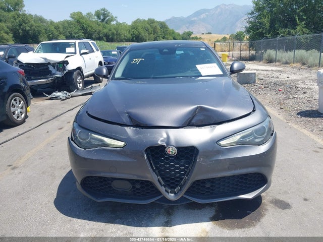 ZARFAEEN5H7552837 Alfa Romeo giulia (952)