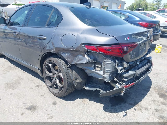 ZARFAEEN5H7552837 Alfa Romeo giulia (952)