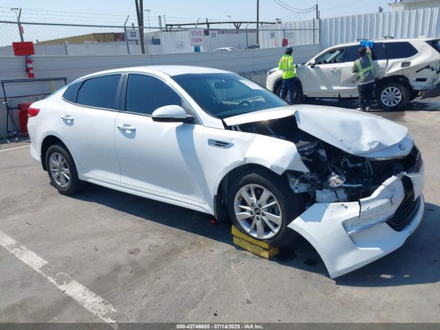 2017 KIA OPTIMA 5XXGT4L38HG167882