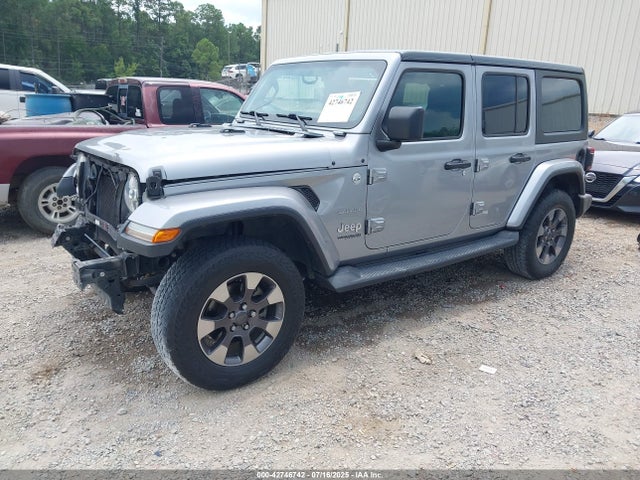 1C4HJXEG7JW123355 Jeep Wrangler