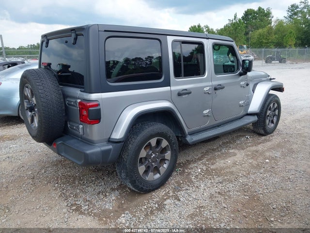 1C4HJXEG7JW123355 Jeep Wrangler