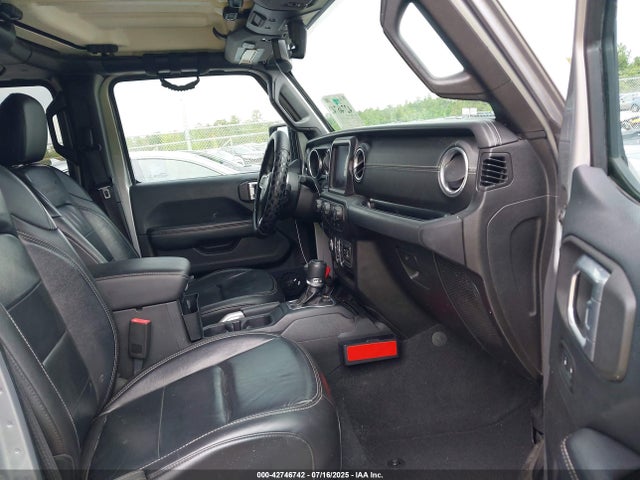 1C4HJXEG7JW123355 Jeep Wrangler