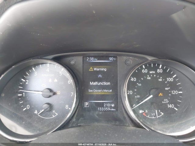 JN1BJ1CP6HW029924 Nissan 2017