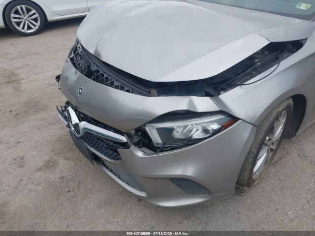 2019 MERCEDES-BENZ A 220 WDD3G4EB4KW020915 Photo 5