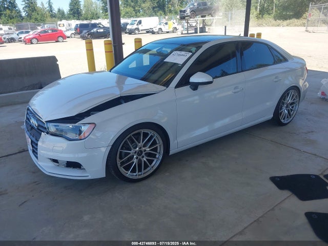 2015 AUDI A3 WAUBFGFF4F1134392 Photo 1