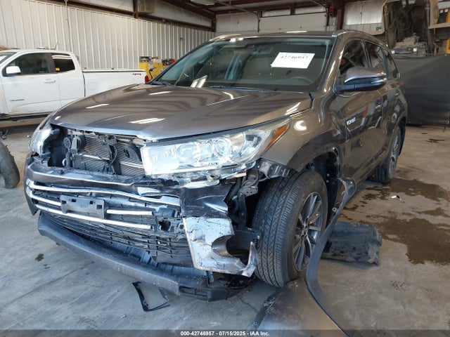Toyota 2gr-fxs, 4jm+2fm 2018 5TDJGRFH5JS047847 Image 2