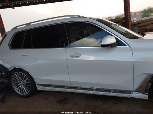 BMW X7 2019 5UXCX4C53KLS37203 Image 14