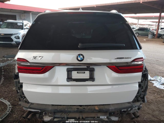 BMW X7 2019 5UXCX4C53KLS37203 Image 17