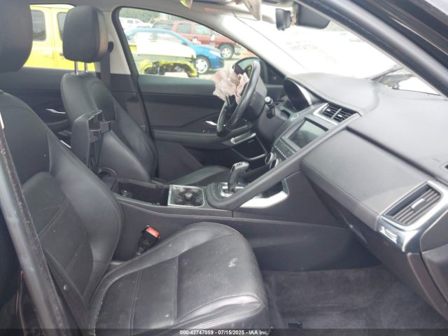 2020 JAGUAR E-PACE SADFP2FX6L1Z82903 Photo 4
