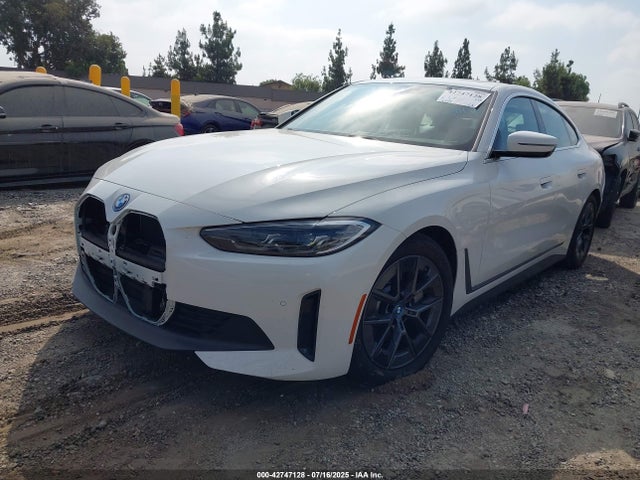 BMW I4 2024 WBY83FB05RFT27061 Image 2