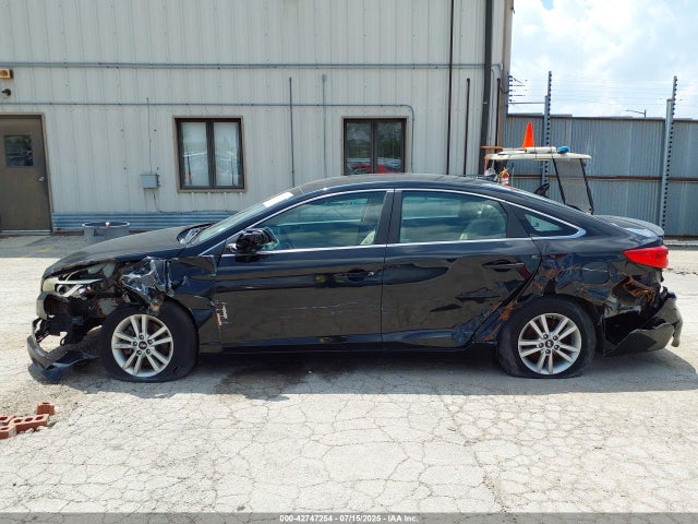 2016 Hyundai Sonata Se მანქანა იყიდება აუქციონზე, vin: 5NPE24AF4GH268976, აუქციონის ნომერი: 42747254