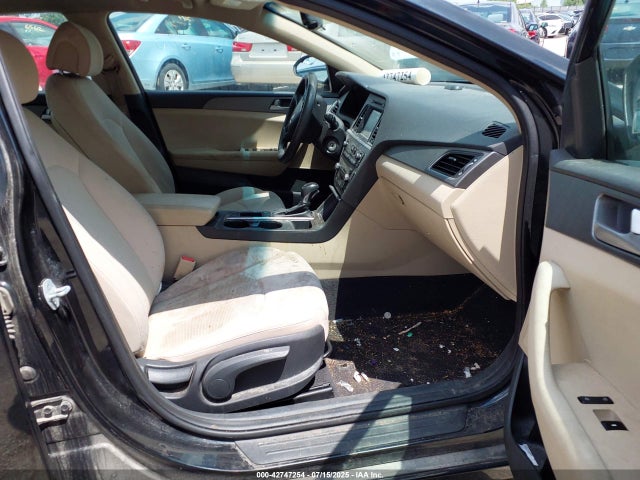 2016 Hyundai Sonata Se მანქანა იყიდება აუქციონზე, vin: 5NPE24AF4GH268976, აუქციონის ნომერი: 42747254