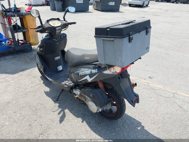 L5YTCKPU6N1154280 Znen Prestige 150 2022