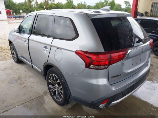 2017 MITSUBISHI OUTLANDER JA4AD3A33HZ024779 Photo 2