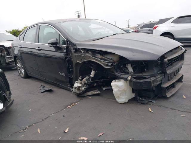 2018 3FA6P0PU0JR110942 main image