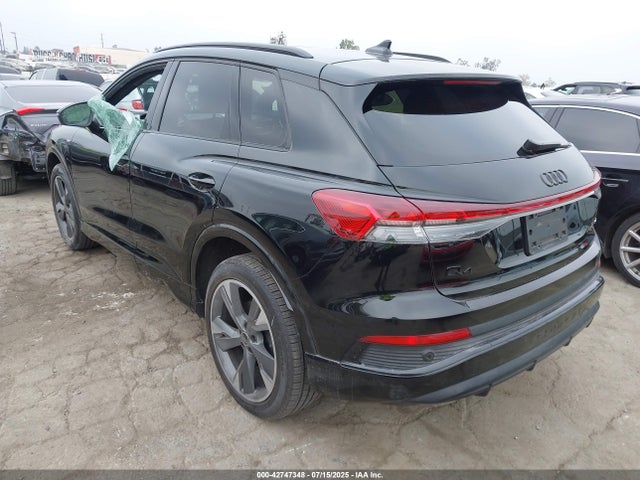 2024 AUDI Q4 E-TRON WA1K2BFZ7RP018823 Photo 2