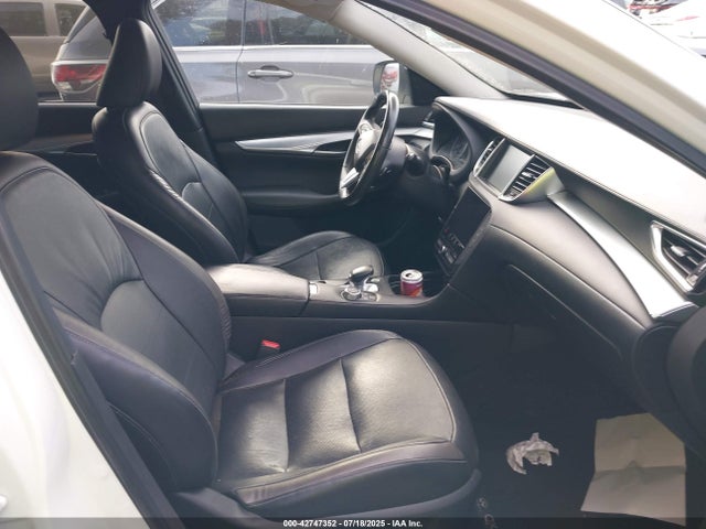 42747352 :رقم المزاد ، 3PCAJ5M10KF127370 vin ، 2019 Infiniti Qx50 Essential مزاد بيع