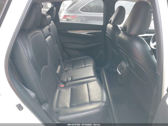 42747352 :رقم المزاد ، 3PCAJ5M10KF127370 vin ، 2019 Infiniti Qx50 Essential مزاد بيع