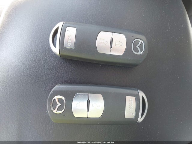 JM3KE4DY1G0675391 Mazda py