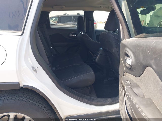 Jeep 2017 2017 1C4PJMCB8HW530483 Image 8