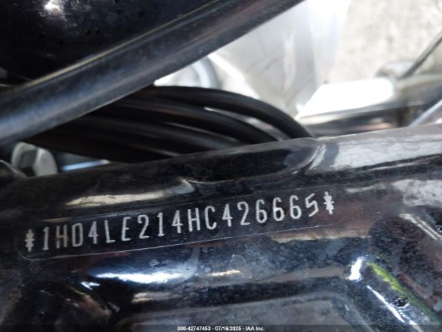 2017 HARLEY-DAVIDSON XL883 1HD4LE214HC426665 Photo 9