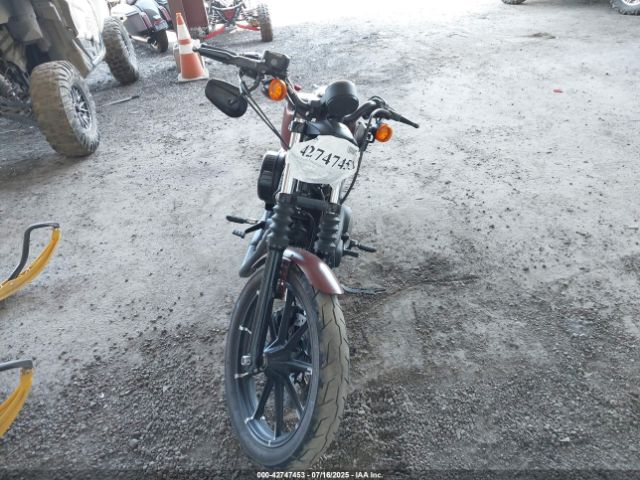 2017 HARLEY-DAVIDSON XL883 1HD4LE214HC426665 Photo 4