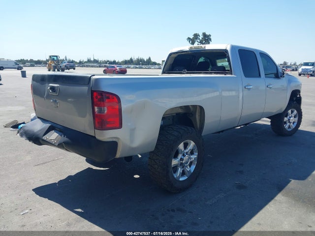 1GC1KXC82EF139303 Chevrolet lml