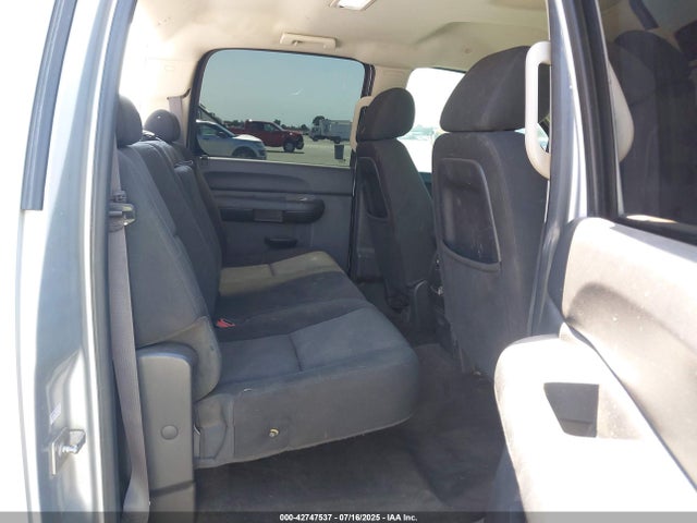 1GC1KXC82EF139303 Chevrolet lml