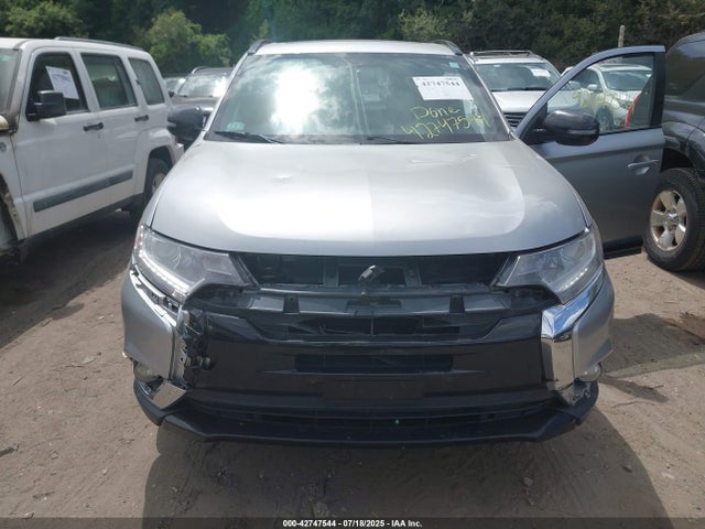 2018 MITSUBISHI OUTLANDER JA4AZ3A33JZ067896 Photo 5