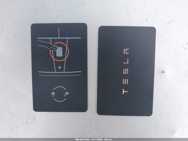 2023 TESLA MODEL Y 7SAYGDEE2PA072212 Photo 10