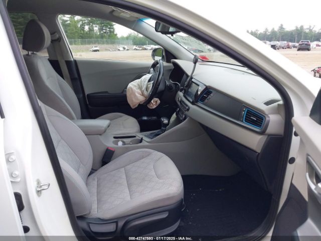 2019 KIA NIRO PLUG-IN HYBRID KNDCM3LD7K5235308 Photo 4