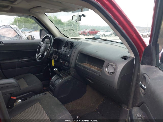 1C4NJRFB1ED809572 Jeep 2014