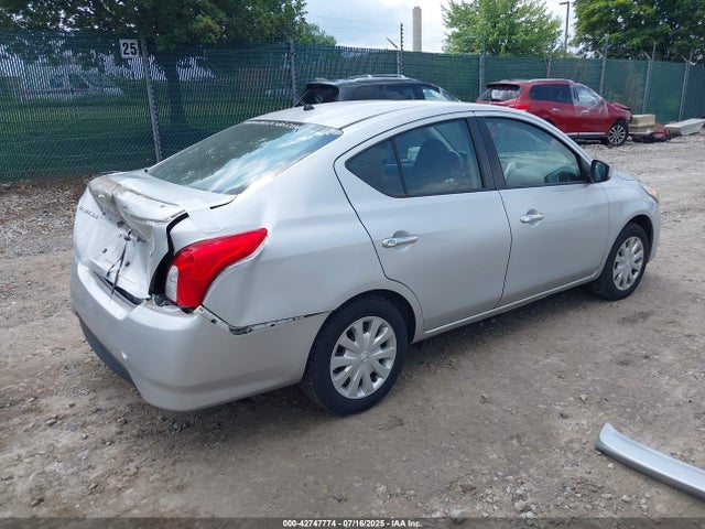 Nissan 2017 2017 3N1CN7AP3HL815782 Image 4