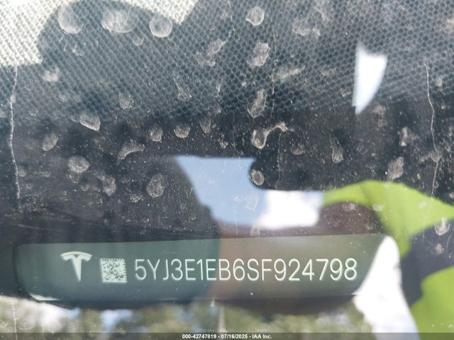 2025 TESLA MODEL 3 5YJ3E1EB6SF924798 Photo 8