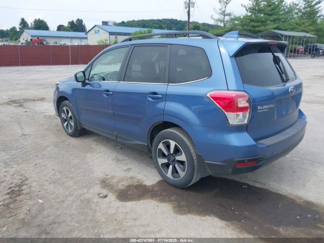 2017 SUBARU FORESTER JF2SJARC1HH484610 Photo 2