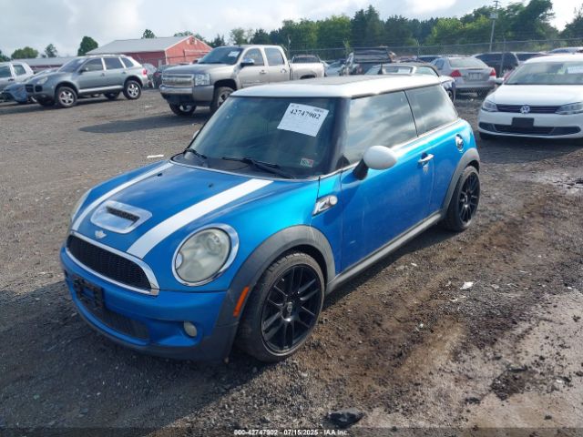 2008 MINI COOPER S WMWMF73548TT91208 Photo 1