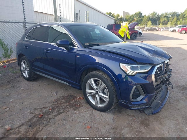 2022 AUDI Q3 WA1EECF36N1090941 Photo 0