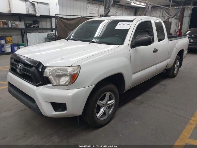 Toyota 2tr-fe 2015 5TFTX4CN5FX055292 Image 2