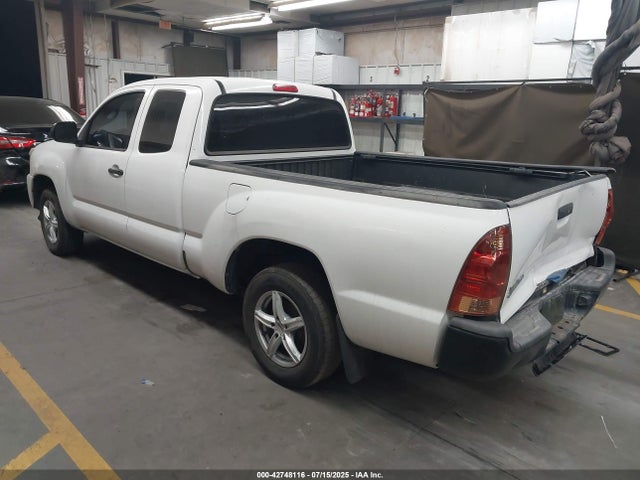 Toyota 2tr-fe 2015 5TFTX4CN5FX055292 Image 3